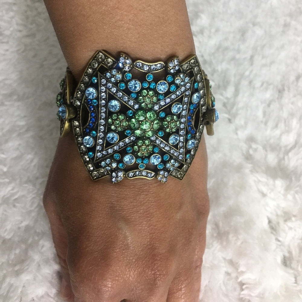 LaVintage Antique Brass Swarovski Cuff Bangle - Picture 4 of 9